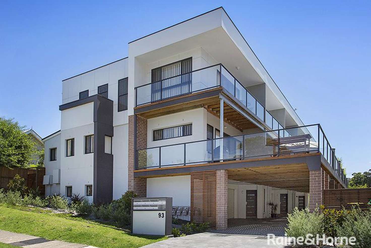 Main view of Homely townhouse listing, 2/93 Manning Street, Kiama NSW 2533