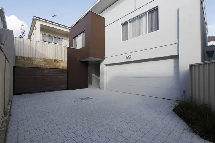 55 Spinnaker Heights