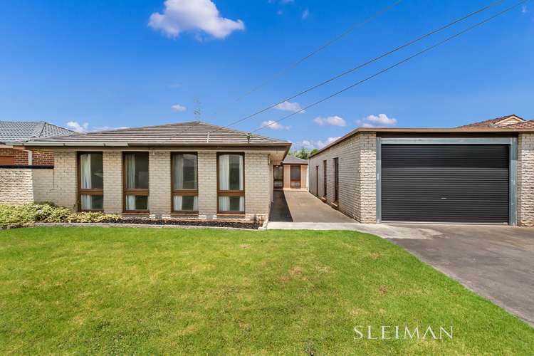 17 Heather Avenue, Keilor East VIC 3033