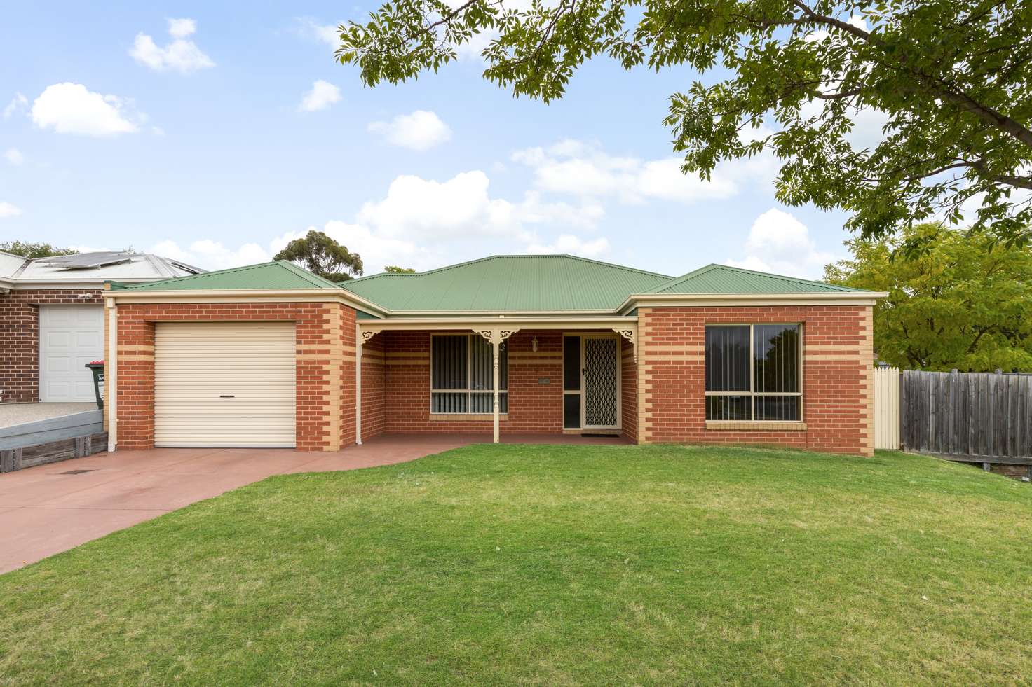 Main view of Homely house listing, 2 Highlands Court, Sunbury VIC 3429