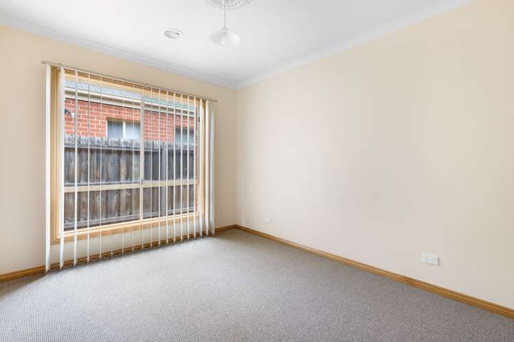 Second view of Homely house listing, 2 Highlands Court, Sunbury VIC 3429