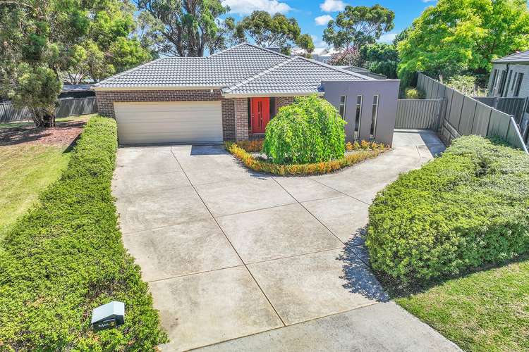 2 Steffen Close, Ballarat East VIC 3350