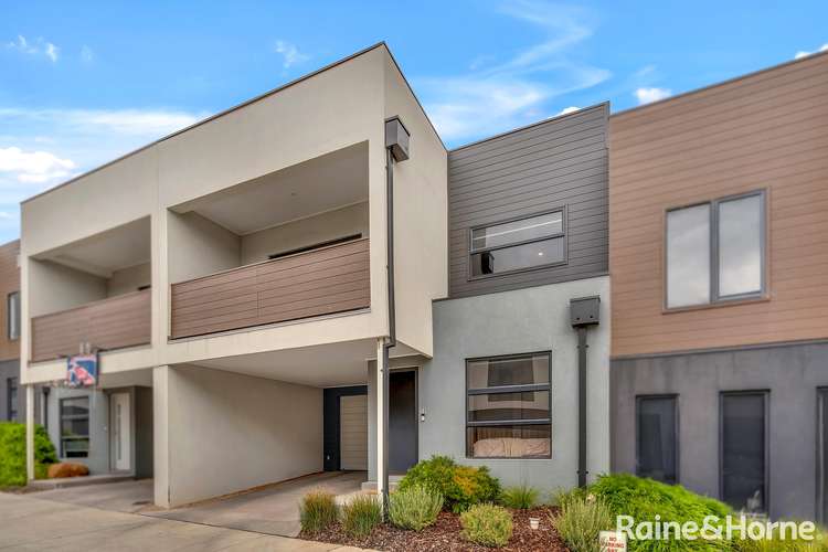 Main view of Homely townhouse listing, 33/14 Outlook Way, Sunbury VIC 3429