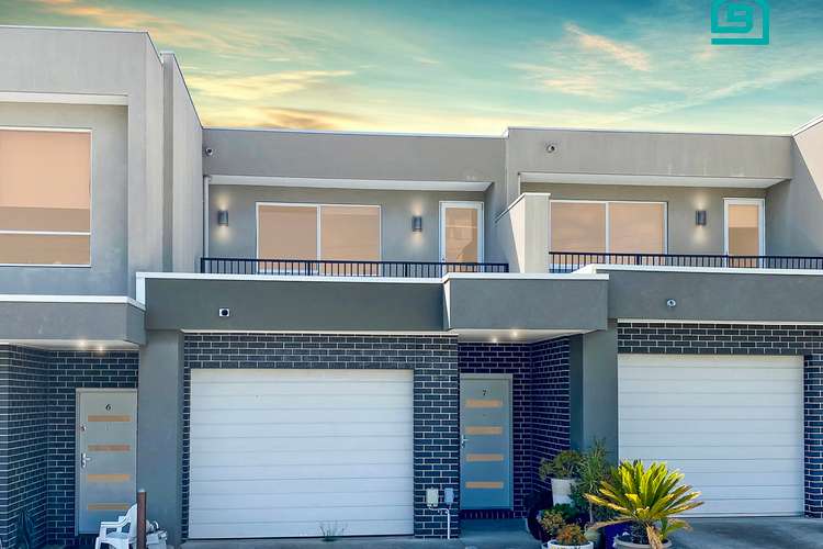 Main view of Homely townhouse listing, 7/14-15 Hazelmere Avenue, Cranbourne West VIC 3977