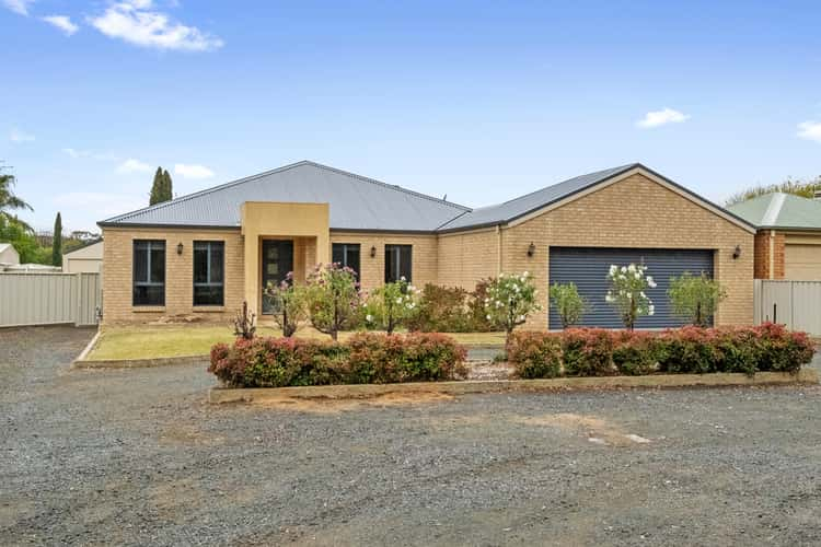 9 High Street, Rochester VIC 3561