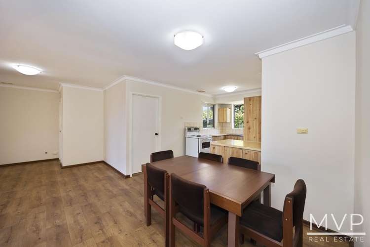 Seventh view of Homely house listing, 7 Hindle Court, Leeming WA 6149