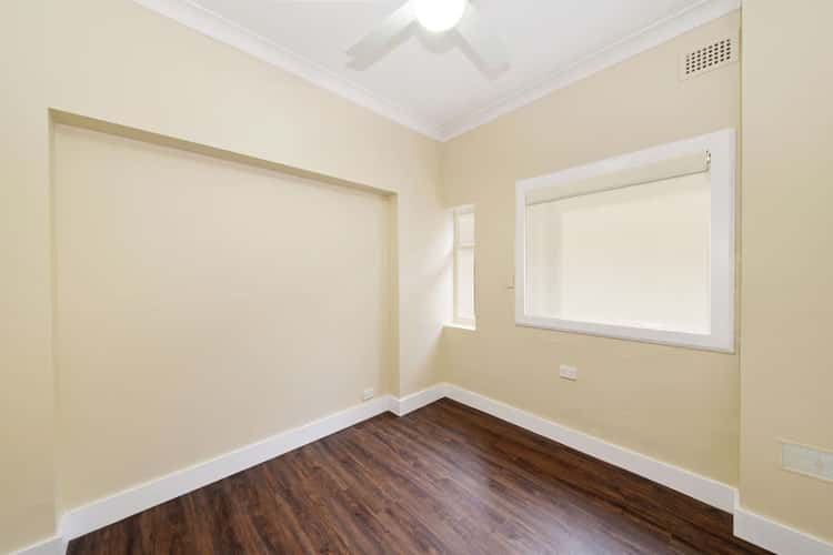 Fourth view of Homely apartment listing, 4/60 Ramsgate Avenue, Bondi NSW 2026