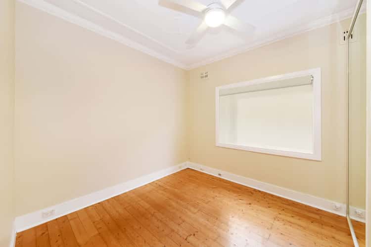 Third view of Homely apartment listing, 4/60 Ramsgate Avenue, Bondi NSW 2026