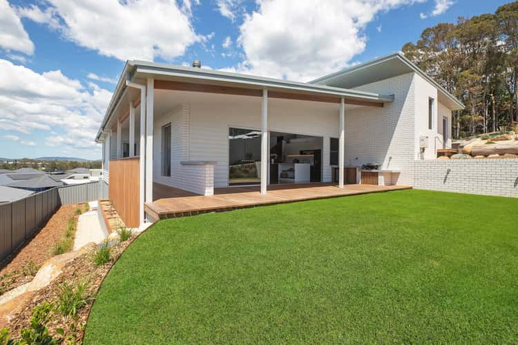 21 Limestone Crescent, Forster NSW 2428