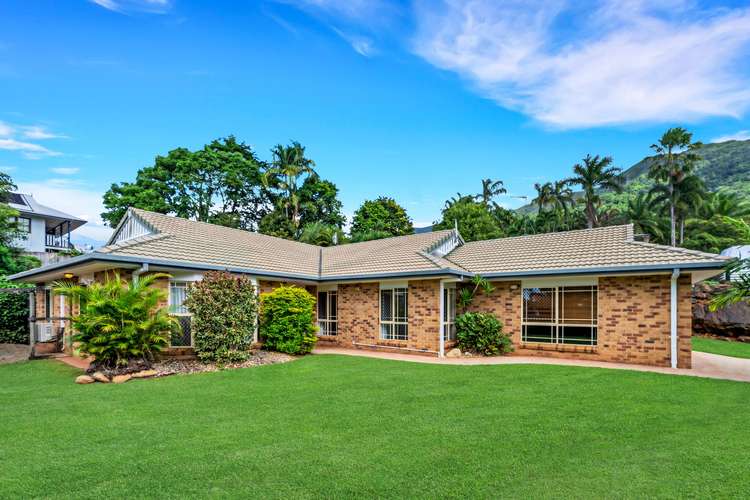 15 Eugenia Crescent, Redlynch QLD 4870