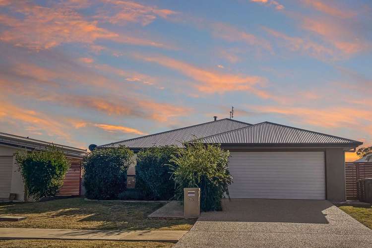 16 Bridgeman Parade, Chinchilla QLD 4413