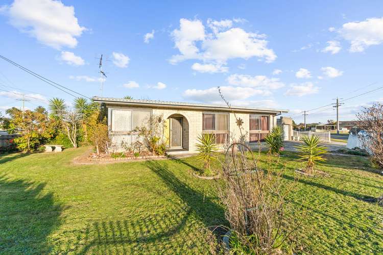 Main view of Homely house listing, 23 Chestnut Avenue, Morwell VIC 3840