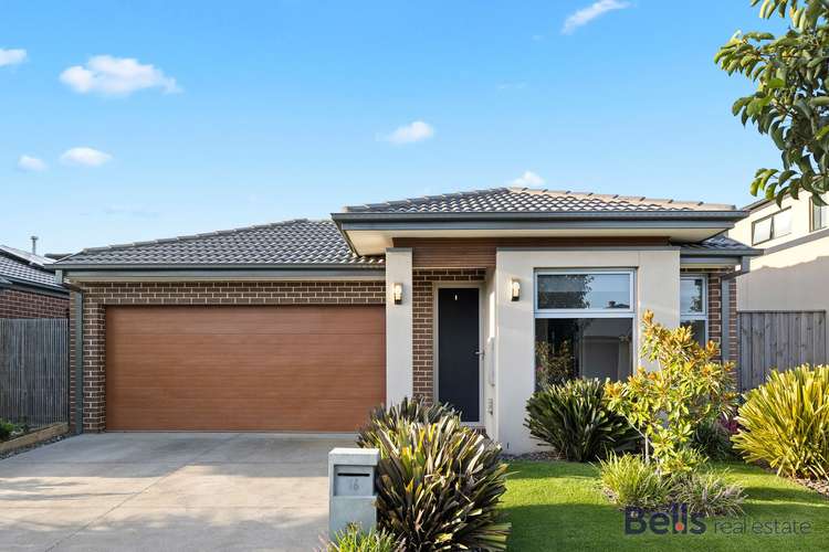 16 Wavell crescent, Fraser Rise VIC 3336