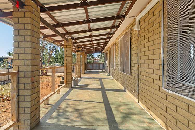 8 Lockyer Way, Roebourne WA 6718