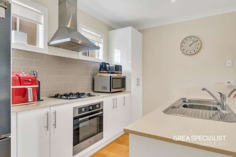Main view of Homely townhouse listing, 10 Kai Close, Caroline Springs VIC 3023