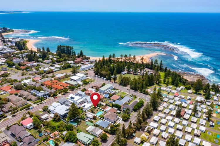 16 Koongara Street, Toowoon Bay NSW 2261