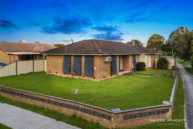 Main view of Homely house listing, 2 Tarana Crescent, Kings Park VIC 3021