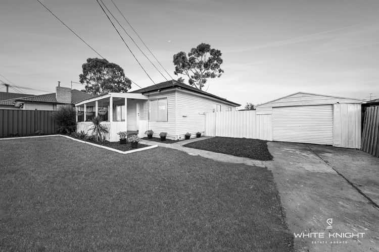 90 East Esplanade, St Albans VIC 3021