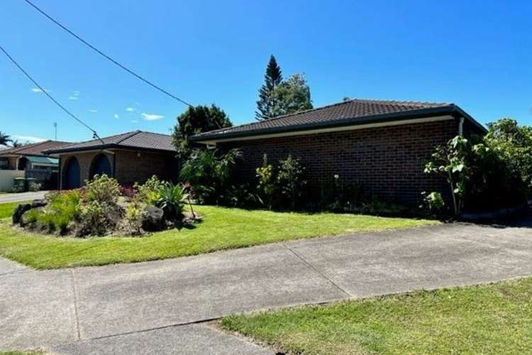 Main view of Homely semiDetached listing, 1/183 Central Street, Labrador QLD 4215