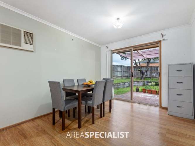 Fifth view of Homely house listing, 18 Cumberland Chase, Hampton Park VIC 3976
