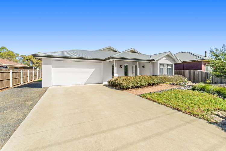 37 Sparks Lane, Toongabbie VIC 3856