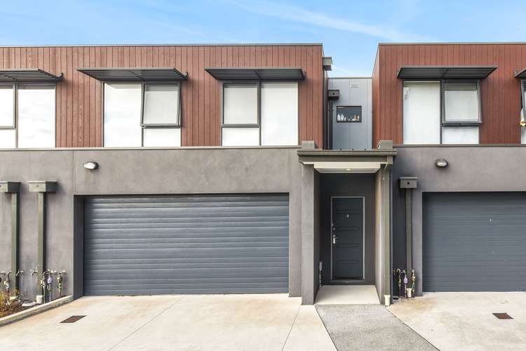Main view of Homely townhouse listing, 3 Bavadia Place, Keysborough VIC 3173