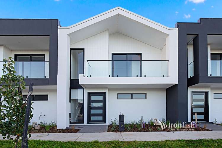 Main view of Homely townhouse listing, 38 Generation Crescent, Mambourin VIC 3024