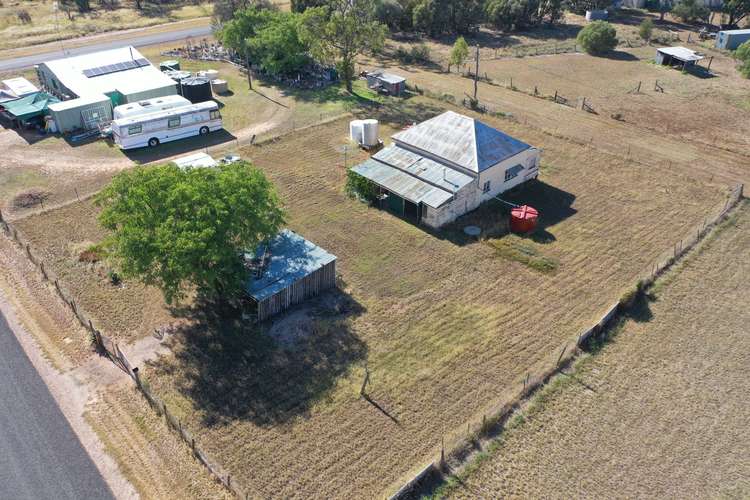 8 Wills Street, Drillham QLD 4424