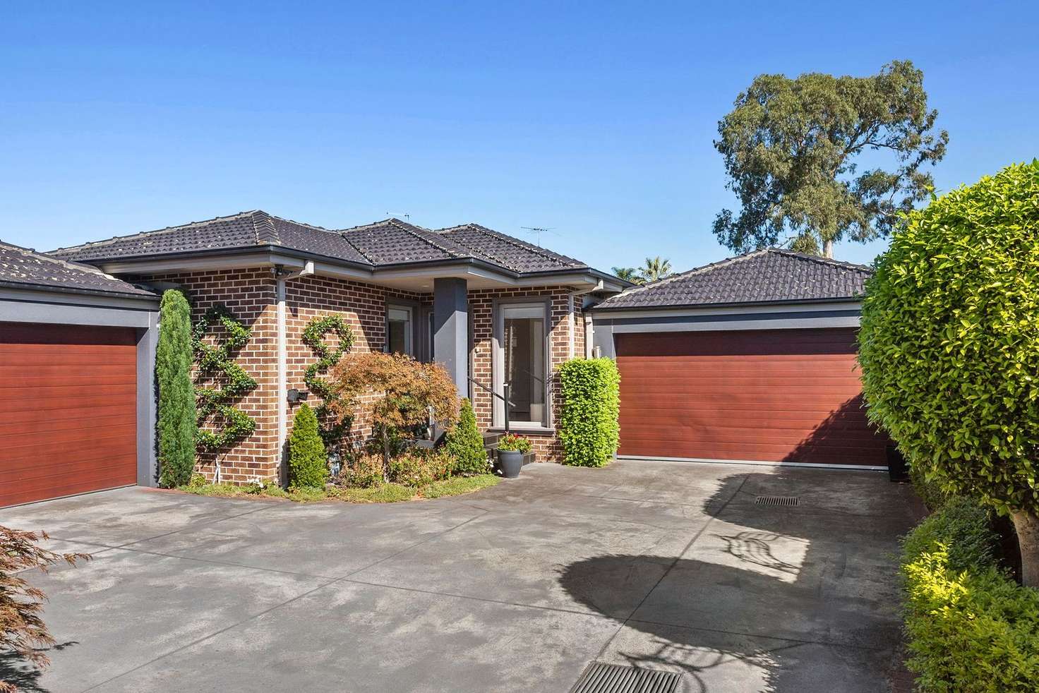 Main view of Homely unit listing, 2/90 Centre Dandenong Road, Dingley Village VIC 3172