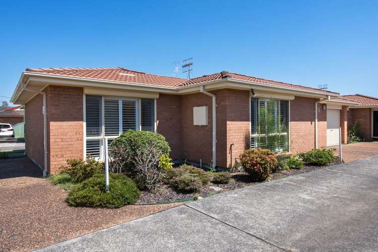 Main view of Homely villa listing, 1/8-10 McLachlan Avenue, Long Jetty NSW 2261