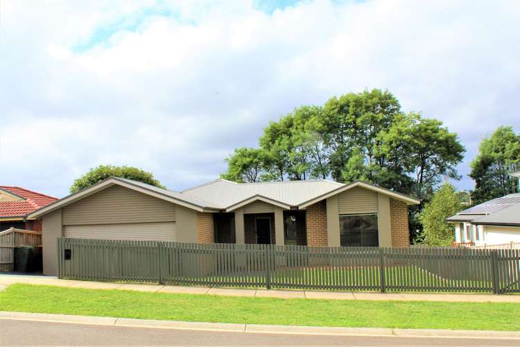 Main view of Homely house listing, 17 Hamilton Drive, Warragul VIC 3820