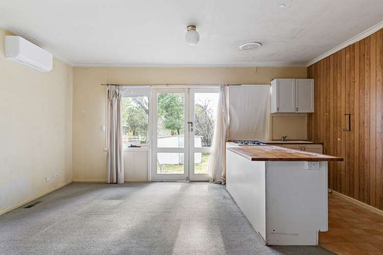 Main view of Homely unit listing, 2/10 Oban Road, Ringwood VIC 3134