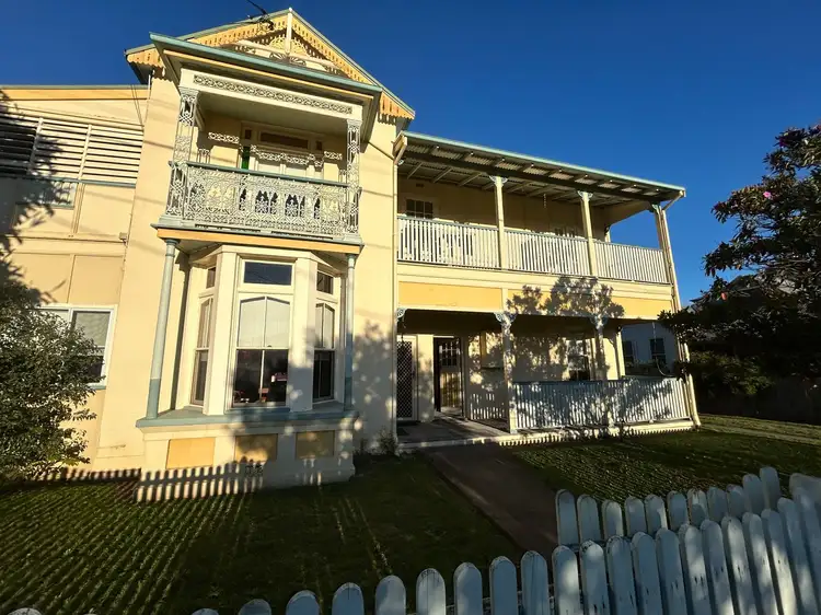 26 Mary Street