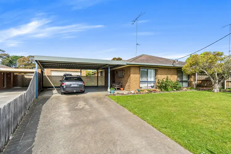5 Walhalla Court