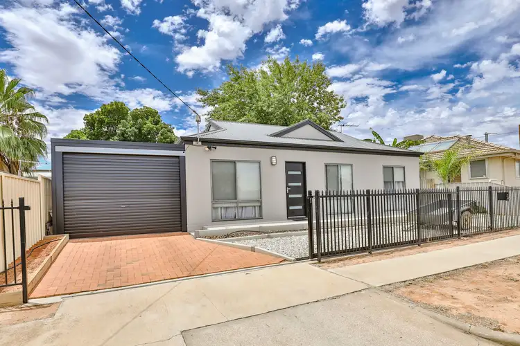4 Giddings Place