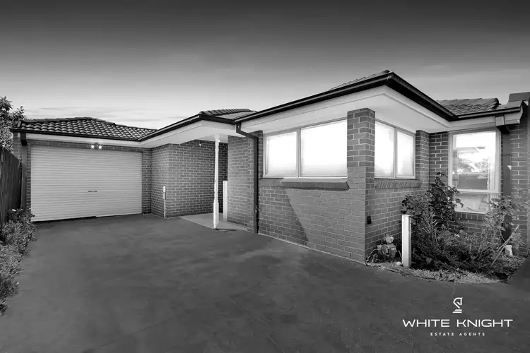 Main view of Homely unit listing, 2/10 Derson Street, St Albans VIC 3021