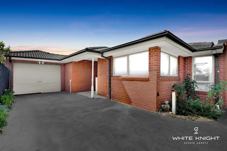 Second view of Homely unit listing, 2/10 Derson Street, St Albans VIC 3021