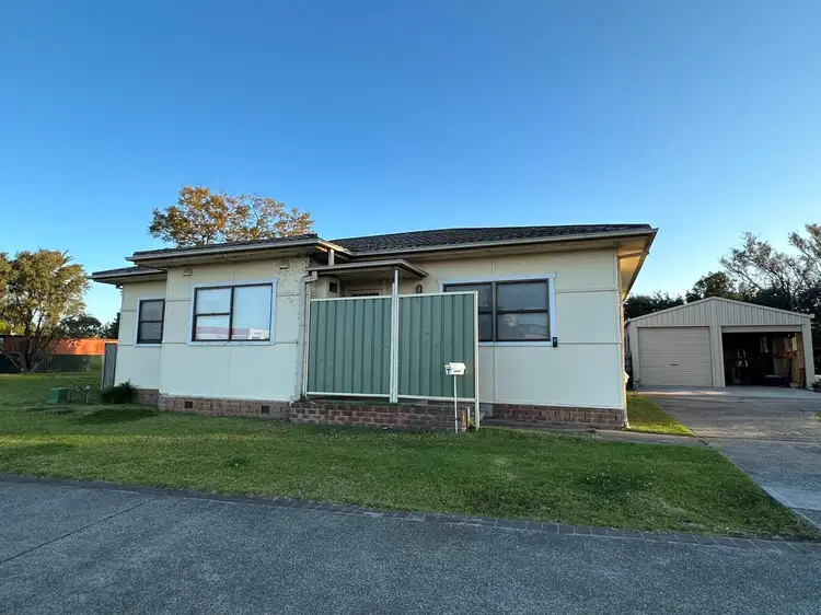 4 Princes Highway