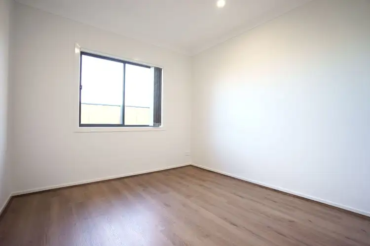 Fourth view of Homely house listing, 38 Glencoe Circuit, Gables NSW 2765