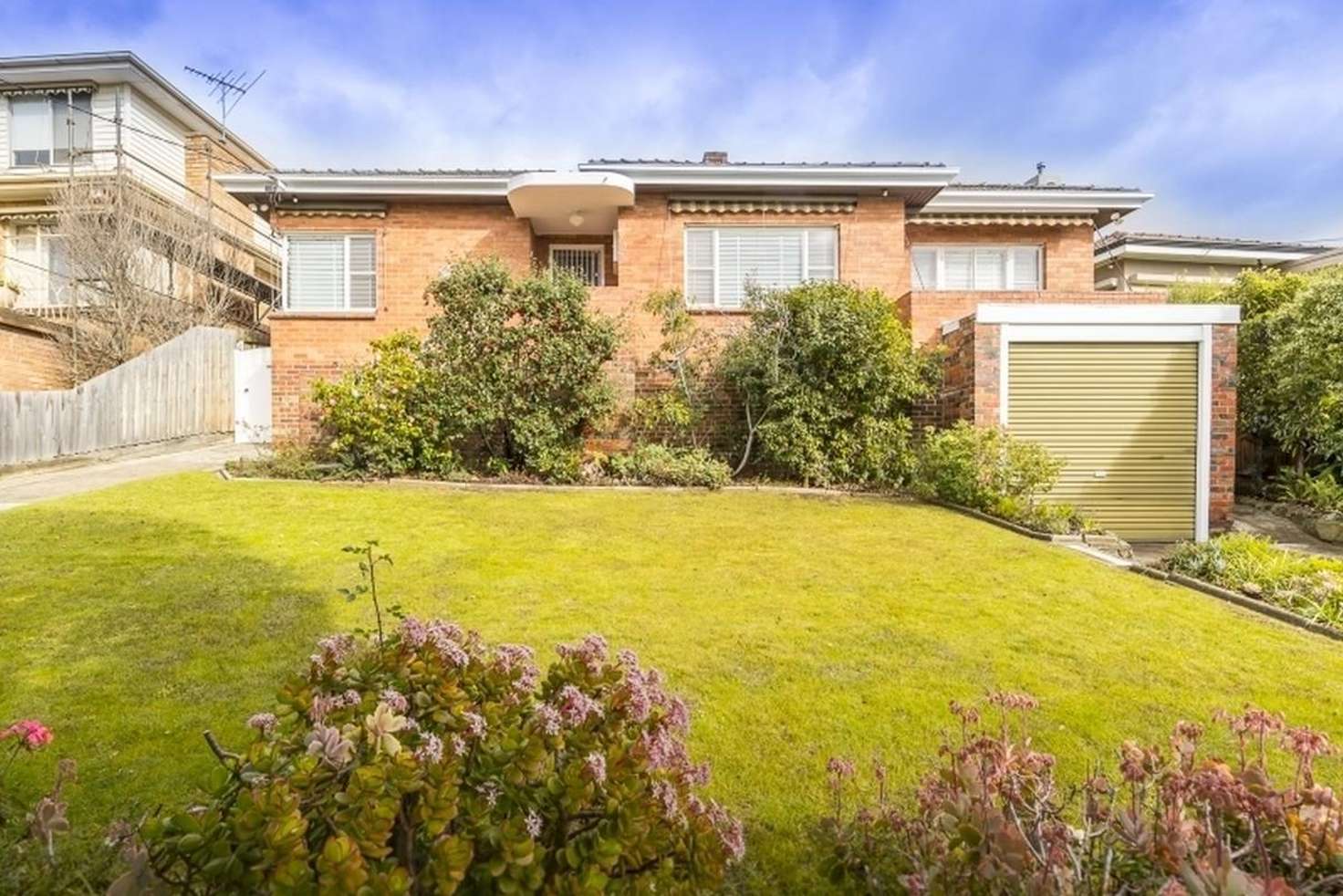 Main view of Homely house listing, 15 Hillsyde Parade, Strathmore VIC 3041