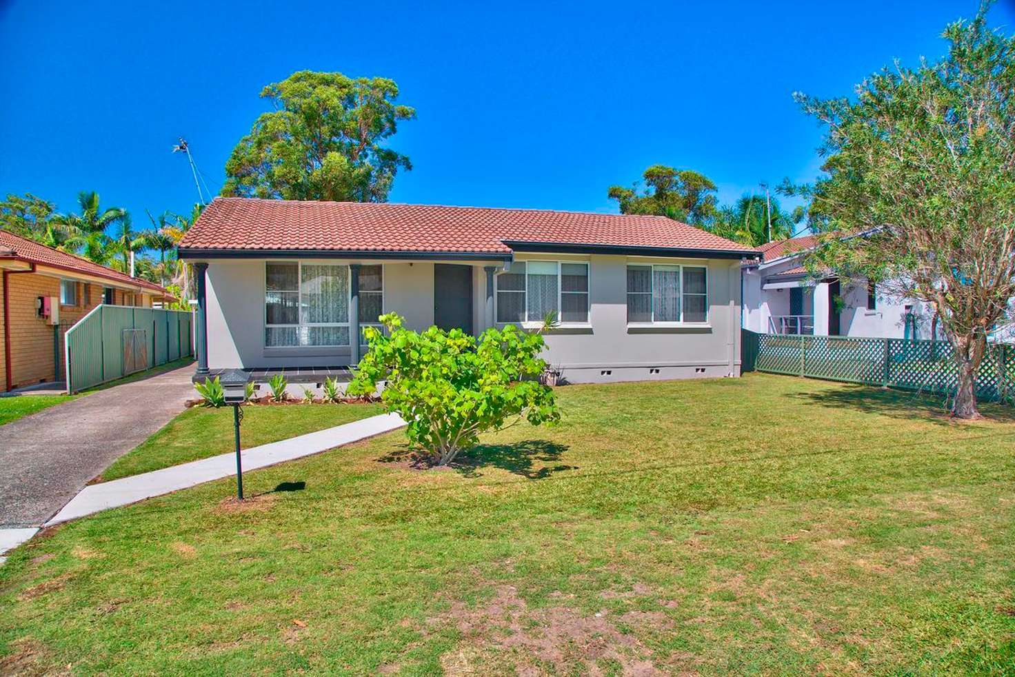 Main view of Homely house listing, 10 Panorama Parade, Berkeley Vale NSW 2261