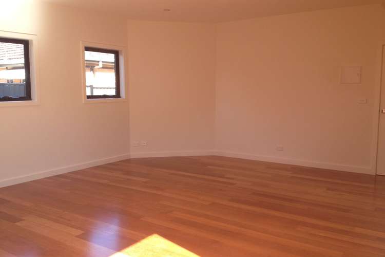 Fifth view of Homely townhouse listing, 2/62 King Street, Airport West VIC 3042