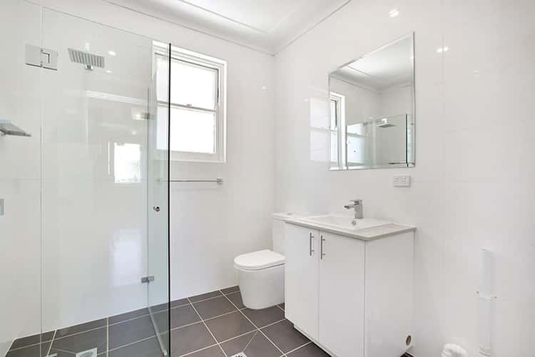 Third view of Homely apartment listing, 3/2 Barry Street, Clovelly NSW 2031