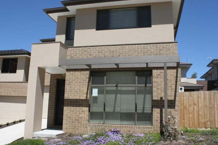 Main view of Homely townhouse listing, Unit 4/10-12 Innes Court, Berwick VIC 3806