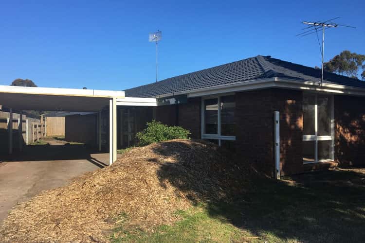 Main view of Homely house listing, 2 Lonsdale Crescent, Cranbourne North VIC 3977