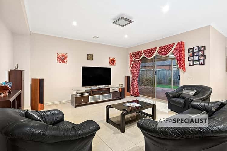 Sixth view of Homely house listing, 8 Bangalow Way, Aspendale Gardens VIC 3195