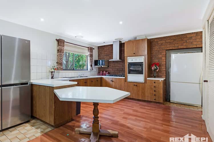 Sixth view of Homely house listing, 2 Kays Avenue, Hallam VIC 3803