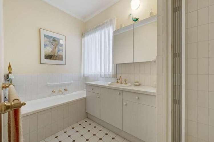 Fifth view of Homely unit listing, 2/9 Fortuna Avenue, Balwyn North VIC 3104