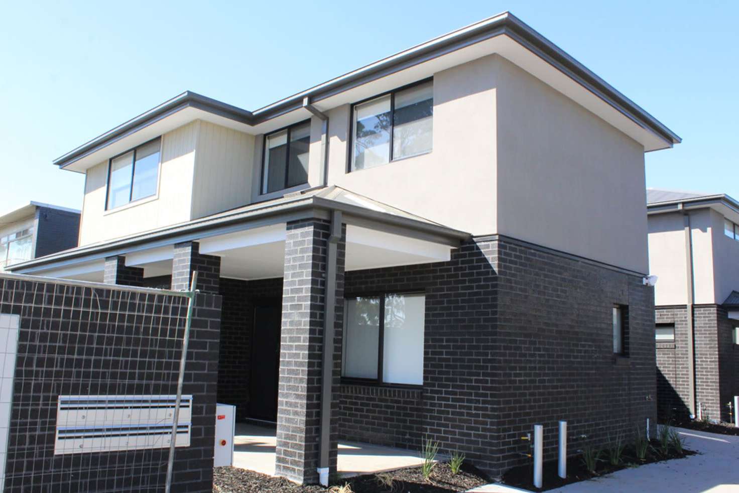 Main view of Homely townhouse listing, 2/635 Ballarat Road, Albion VIC 3020