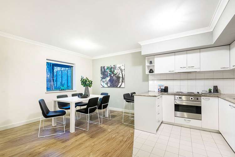 Fifth view of Homely apartment listing, 6/110 Mounts Bay Road, Perth WA 6000